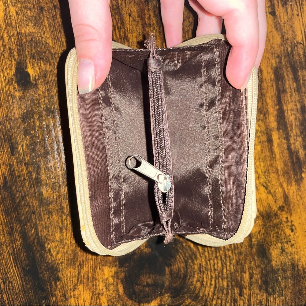Justice Wallet - Picture 2 of 3